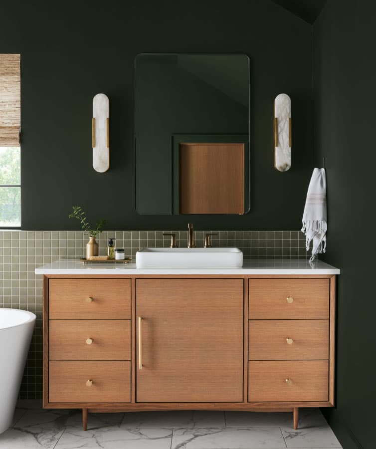 Color of the Month april 2022