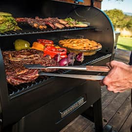 Traeger Pellet Grill Ironwood 885 – pettigrew-online