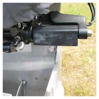 Thumbnail-Steering Centering Clips