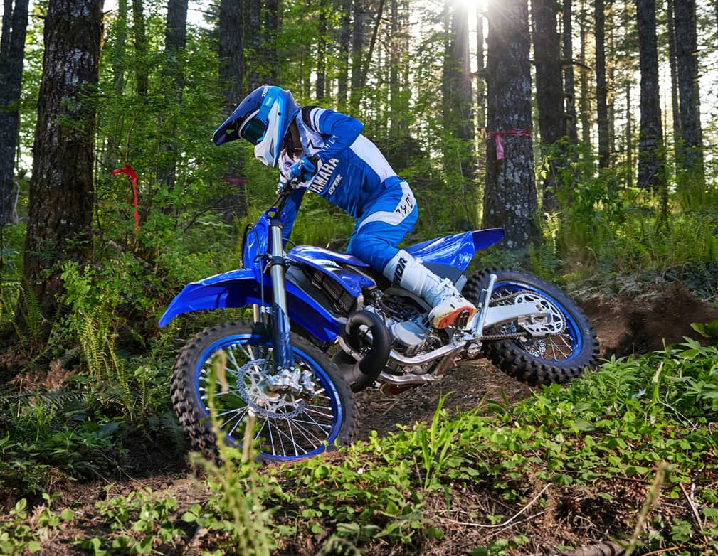 Action image of 2025 YZ250X