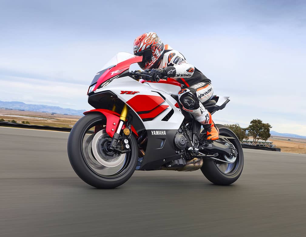 Action image of 2026 YZF-R7