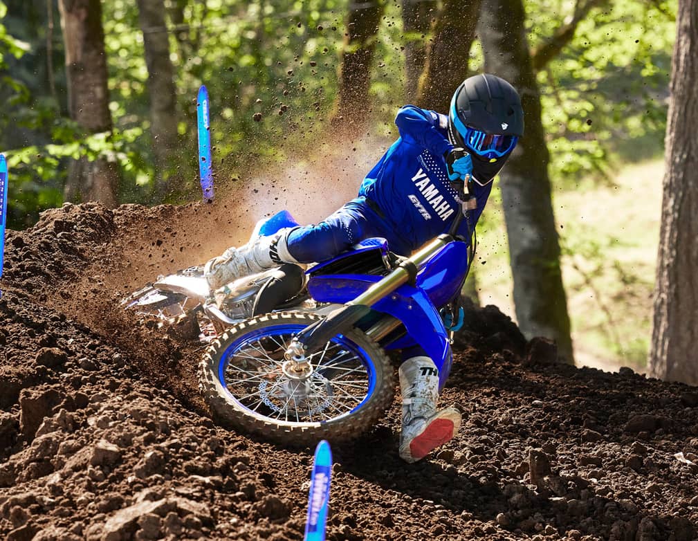 Action image of 2025 YZ125