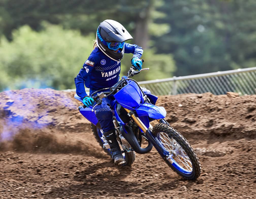 Action image of 2025 YZ85LW