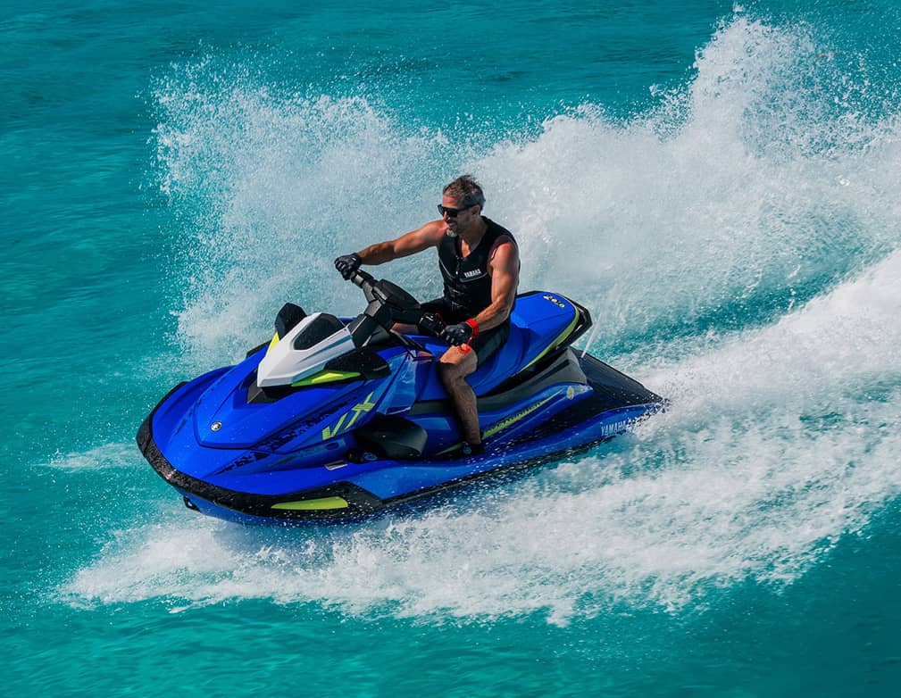Action image of 2027 VX Deluxe
