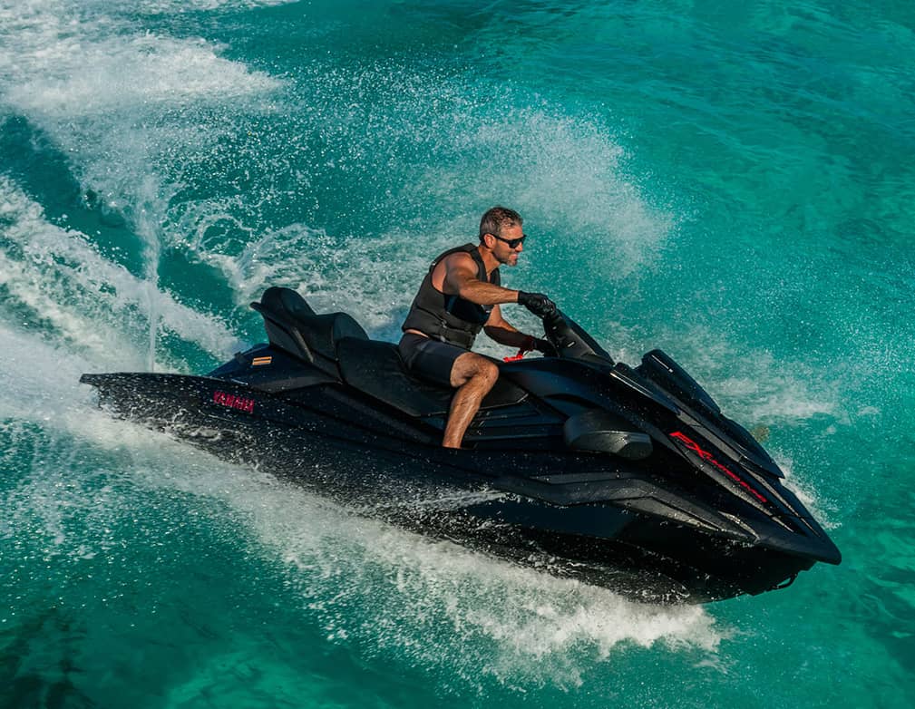 Action image of FX Limited SVHO 2027
