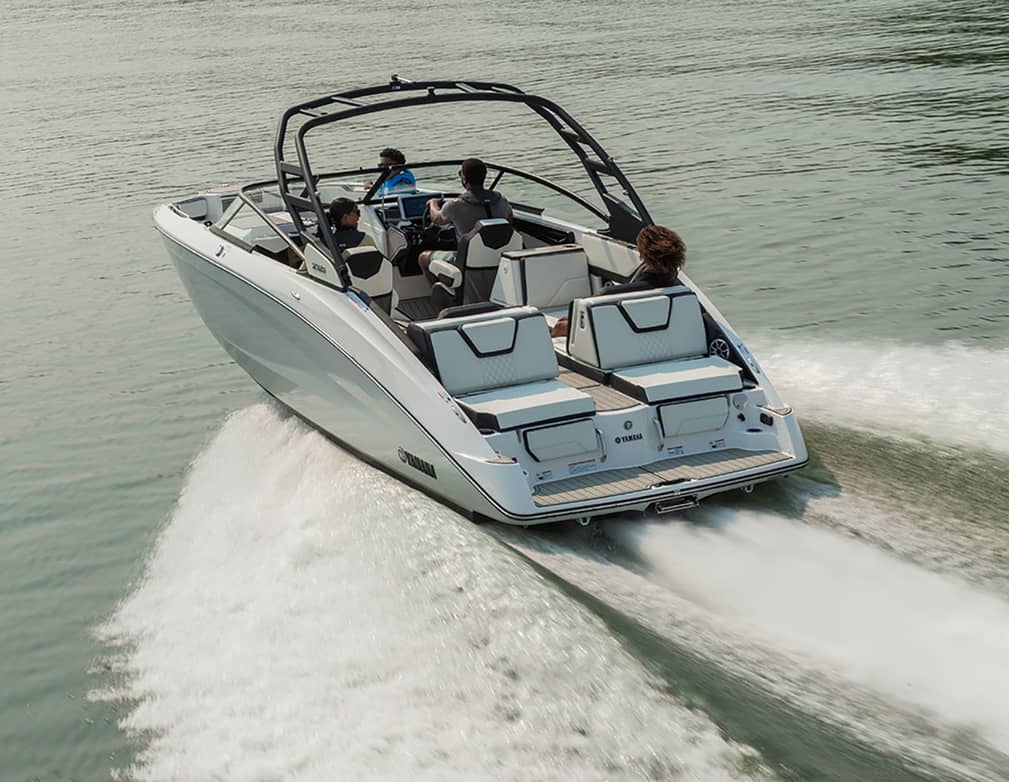 Action image of 252S 2026
