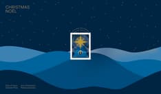Pli Premier Jour orné du timbre « La Nativité » avec l’étoile de Bethléem au sommet d’une chaîne de montagnes abstraite et bleue, sous un ciel étoilé.