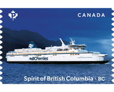 Cinq timbres en rangée. Chacun présente une image d’un traversier canadien dans l’eau et le nom du navire figure au bas du timbre
