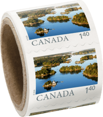 Rouleau de 50 timbres au tarif des envois à destination des États-Unis portant une image aérienne des Mille-Îles en Ontario.