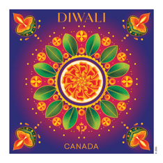 Timbre célébrant Diwali. L’image centrale est une interprétation artistique de deux éléments traditionnels d’une torana : les œillets d’Inde