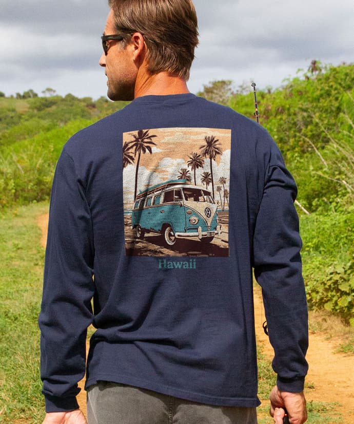 Volkswagen Vintage Beach Bus - Navy Long Sleeve Crewneck T-Shirt