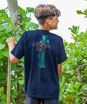 Honu Tribe - Navy Short Sleeve Crewneck T-Shirt